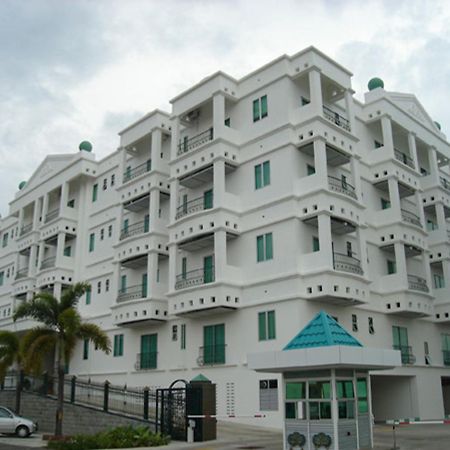 Mciti Suites Miri Buitenkant foto