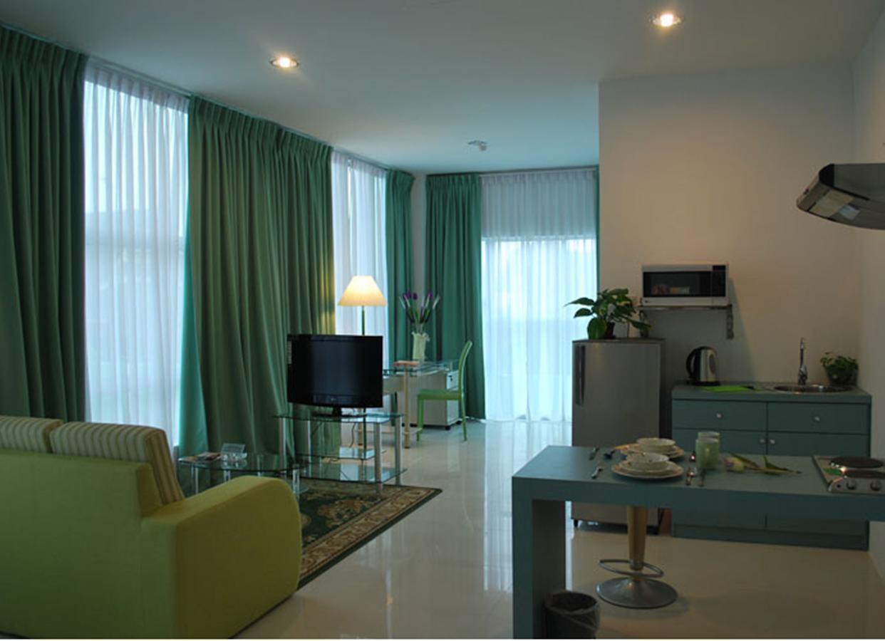 Mciti Suites Miri Kamer foto